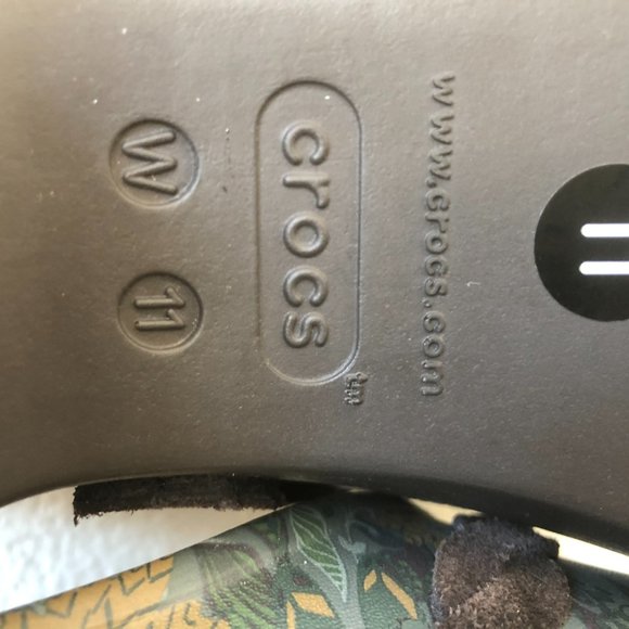 CROCS Size 11 Floral Print Clogs 203764 Dual Leather Braided Strap Dual Comfort - Picture 12 of 15